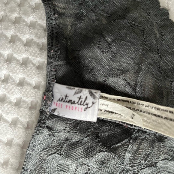 FREE PEOPLE | BRALETTE | DARK GREY | MEDIUM - Picture 5 of 6